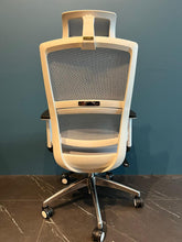 UMD Reclinable Ergonomic Mesh Office Chair Computer Chair A611 (Free Installation)
